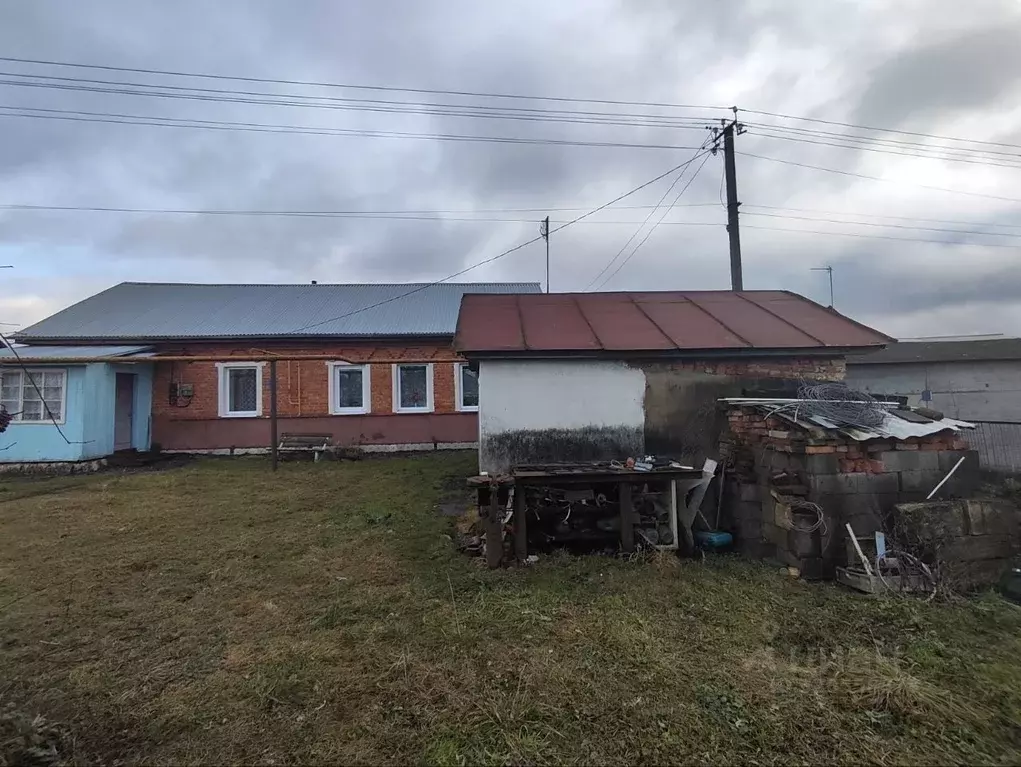 Дом в Тульская область, Щекинский район, Лазаревское с/пос, с. ... - Фото 2