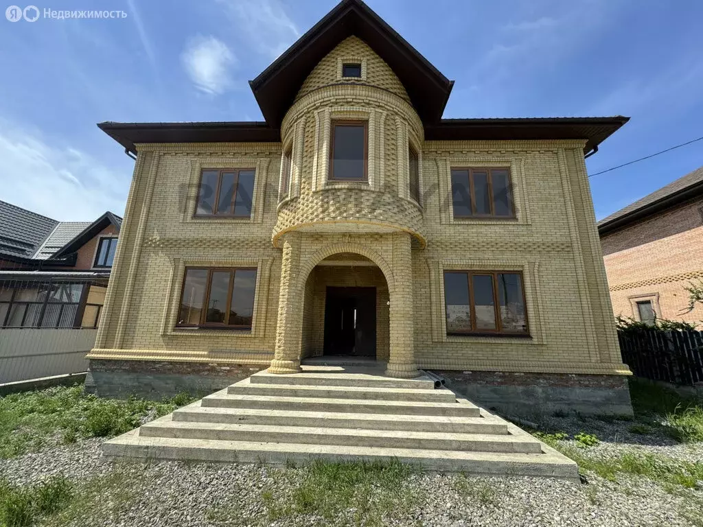 Дом в посёлок Западный, улица Героев Отечества (307.4 м) - Фото 1