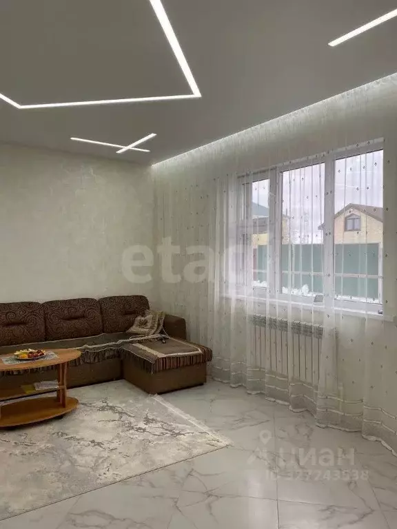 Дом в Ямало-Ненецкий АО, Новый Уренгой проезд Ялтинский, 51 (135 м) - Фото 1