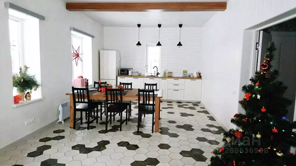 Дом в Новгородская область, Новгородский район, Ракомское с/пос, д. ... - Фото 2