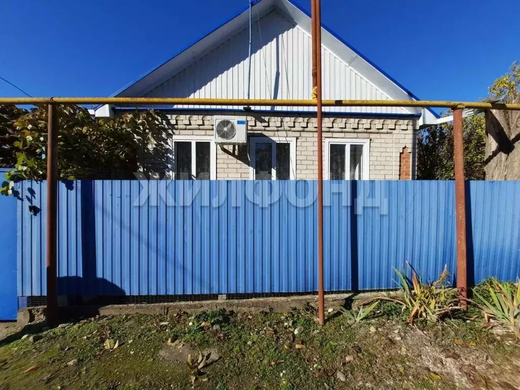 Дом в Ставропольский край, Георгиевский муниципальный округ, Незлобная ... - Фото 1