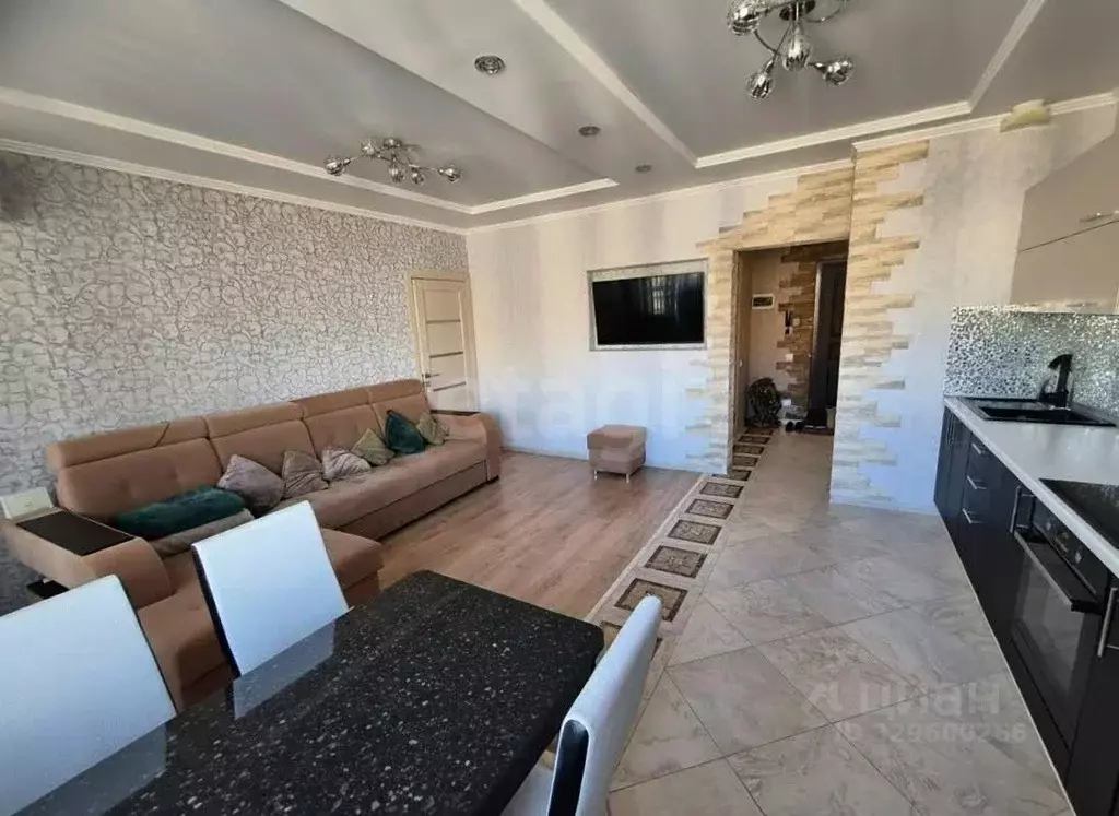 2-к кв. Татарстан, Казань ул. Алексея Козина, 3Б (55.2 м) - Фото 1