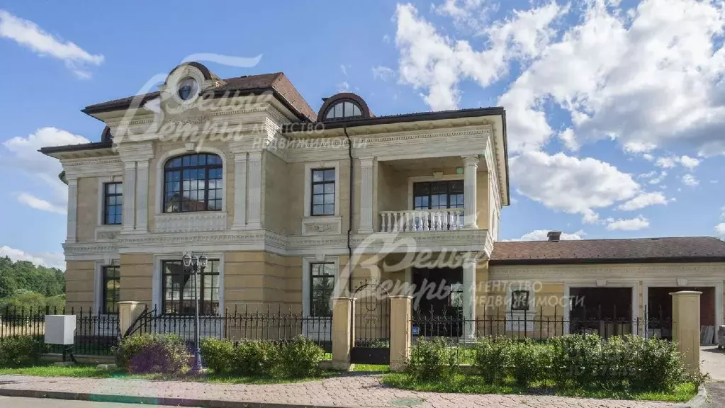 Дом в Москва Краснопахорское поселение, № 151 кв-л,  (758 м) - Фото 0