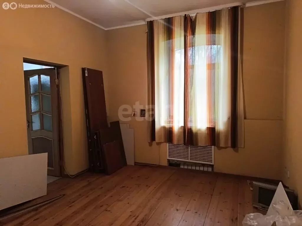 3-комнатная квартира: село Ливенка, Транспортная улица, 10 (34.6 м) - Фото 1