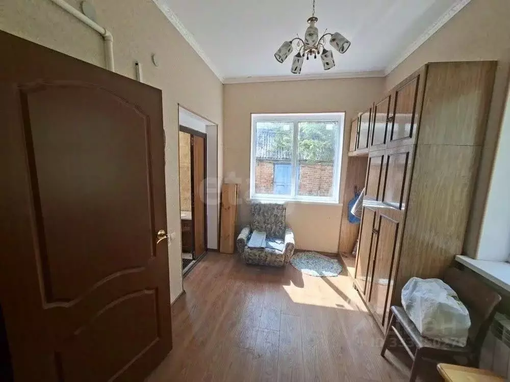 Дом в Краснодарский край, Тбилисская ст-ца ул. Красная (76 м) - Фото 1