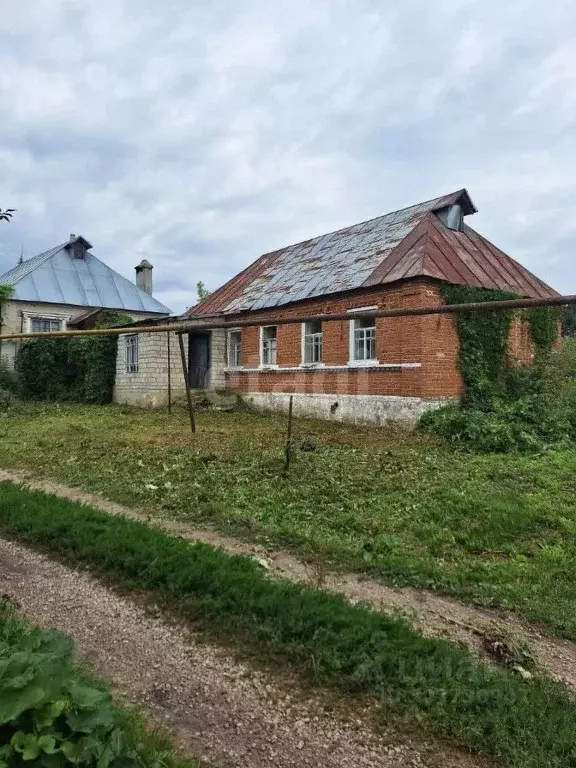 Дом в Липецкая область, Добровский муниципальный округ, с. Каликино ... - Фото 1