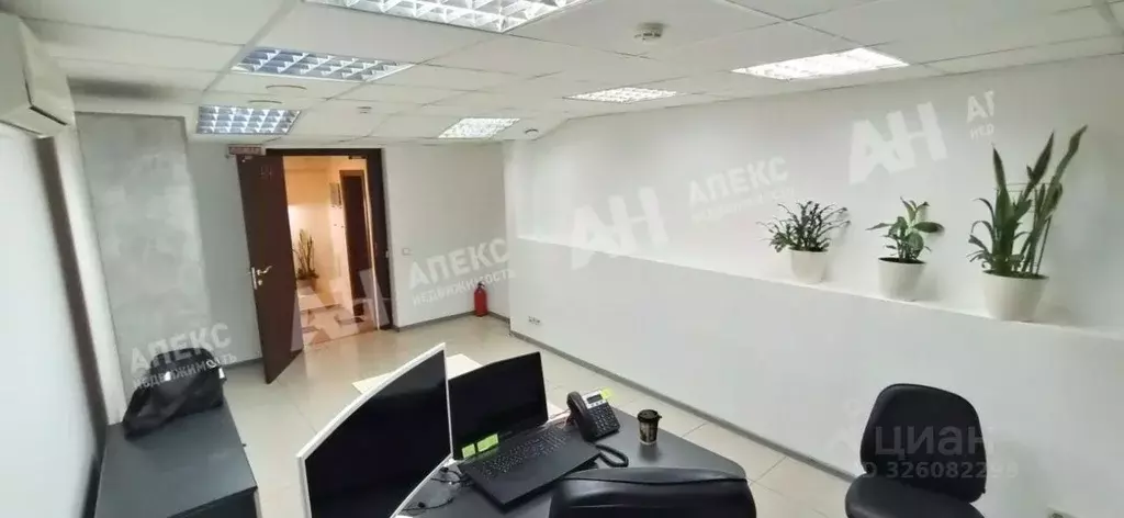 Офис в Москва ул. Остоженка, 10 (17 м) - Фото 1