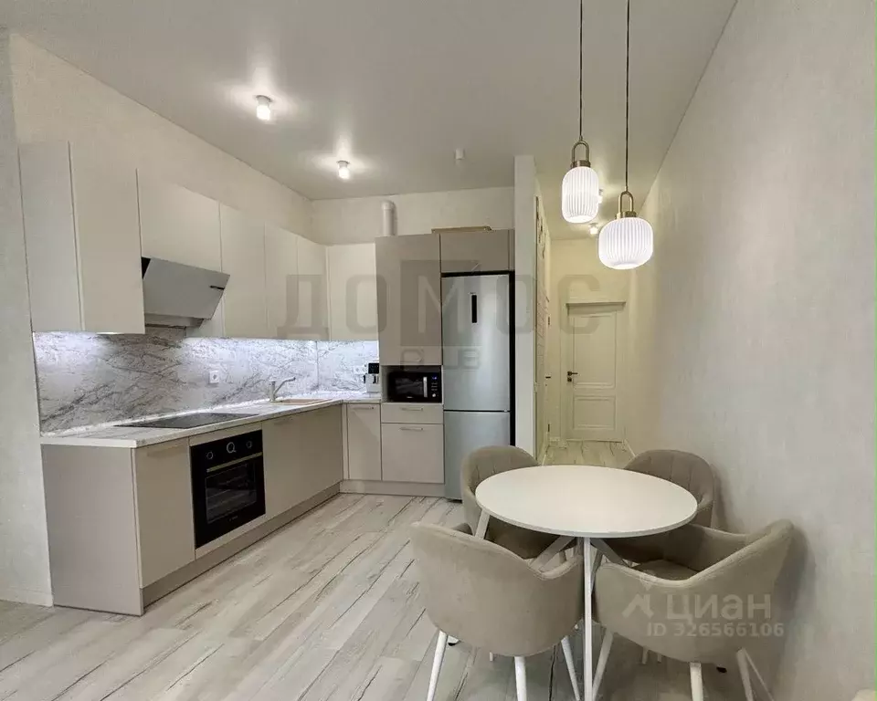 2-к кв. Свердловская область, Екатеринбург ул. Счастливая, 3 (65.2 м) - Фото 1