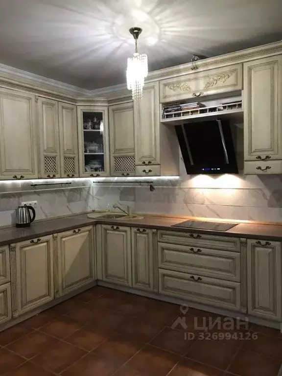 Дом в Калининградская область, Калининград пер. Ломоносова, 7Б (180 м) - Фото 1