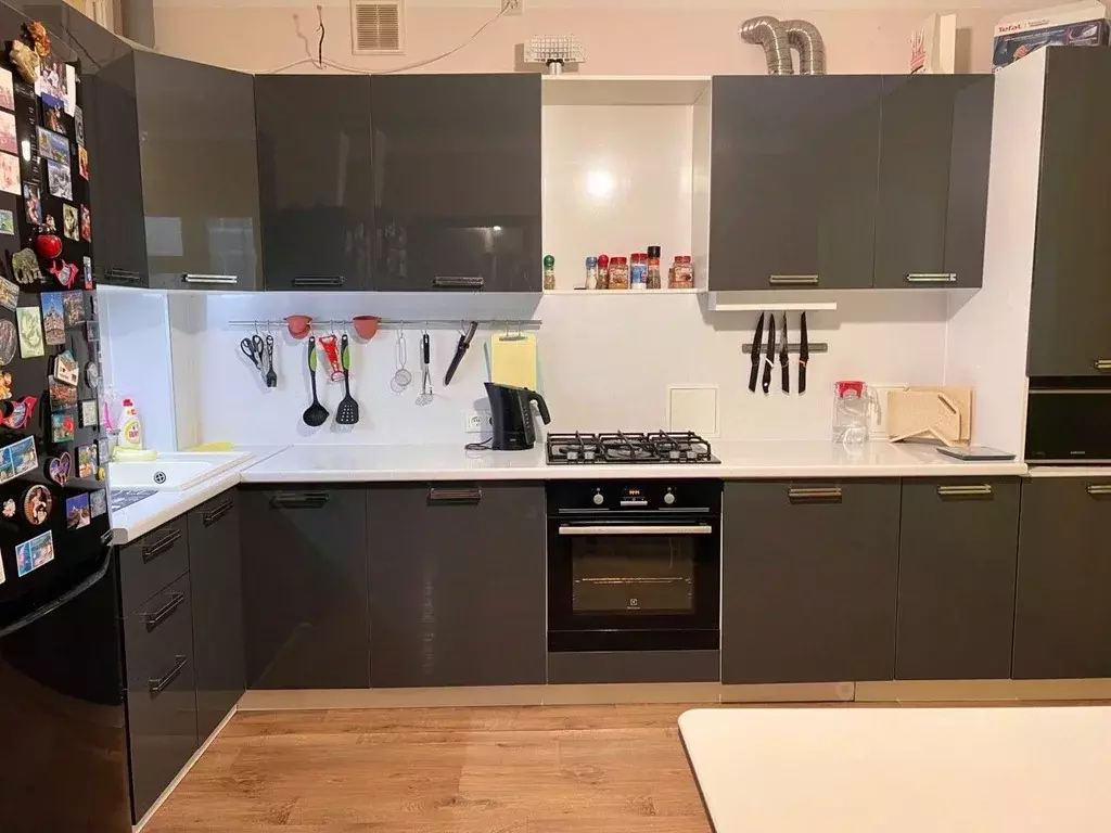 2-к кв. Саха (Якутия), Якутск ул. Богдана Чижика, 27/1 (76.4 м) - Фото 1