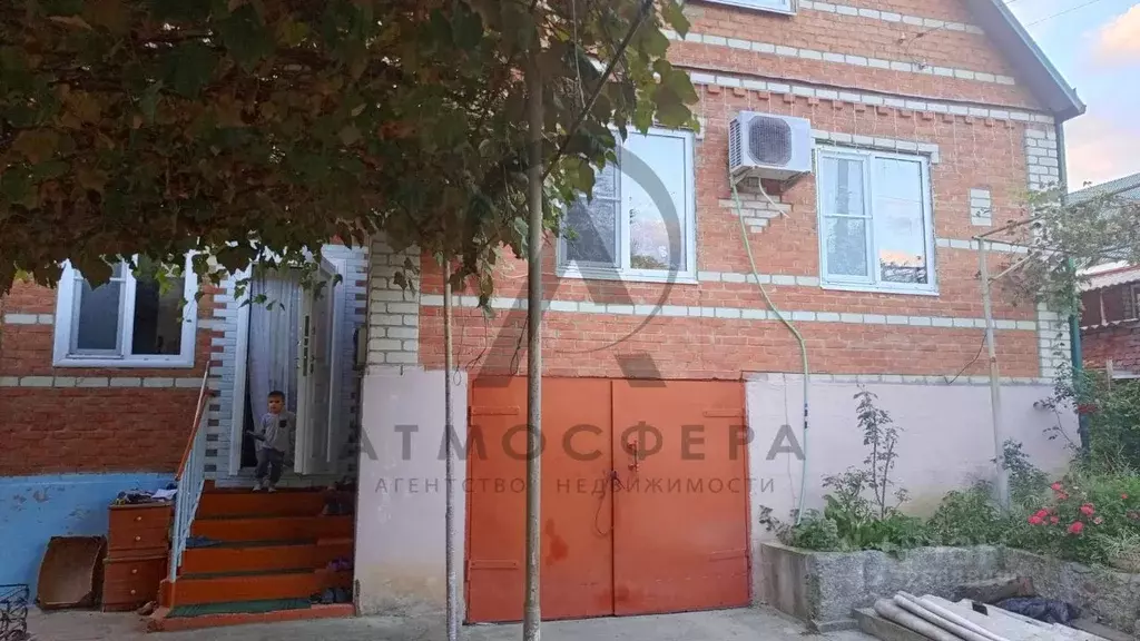 Дом в Краснодарский край, Хадыженск Апшеронский район, Светлый пер. ... - Фото 1