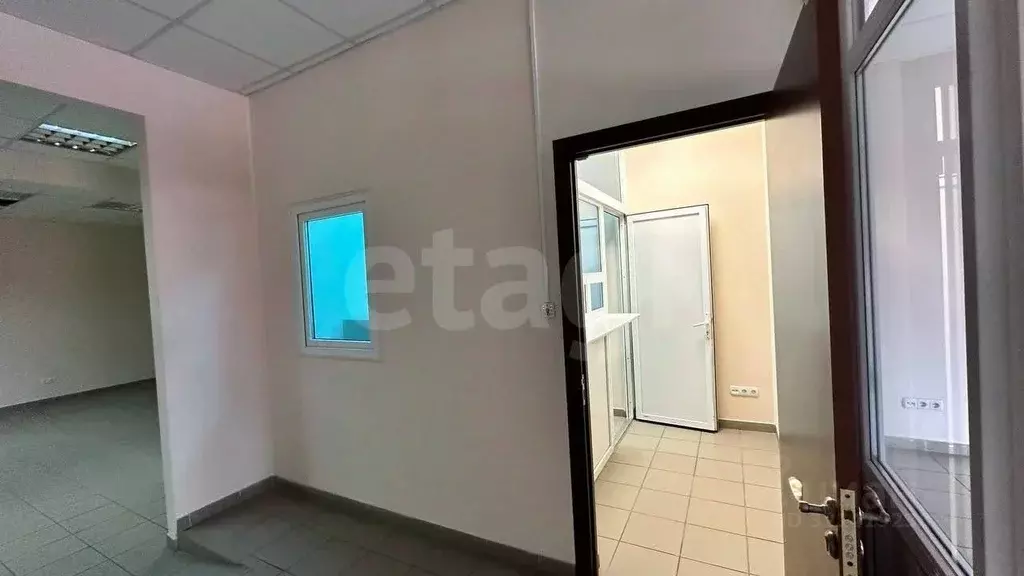 Офис в Крым, Симферополь городской округ, пос. Битумное ул. Внешняя ... - Фото 2