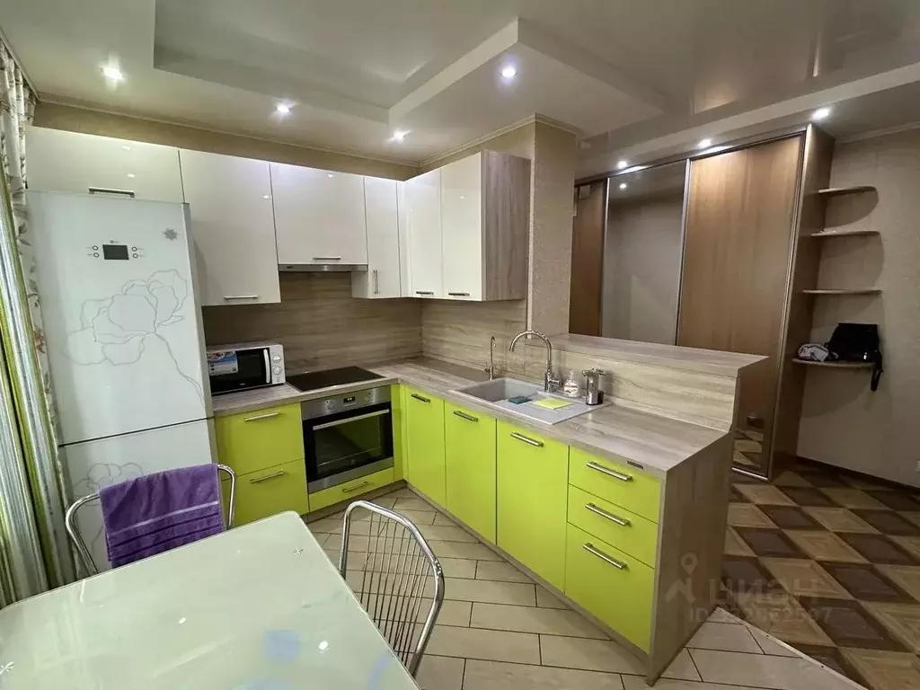 3-к кв. Свердловская область, Екатеринбург бул. Сиреневый, 4к3 (66.7 ... - Фото 1