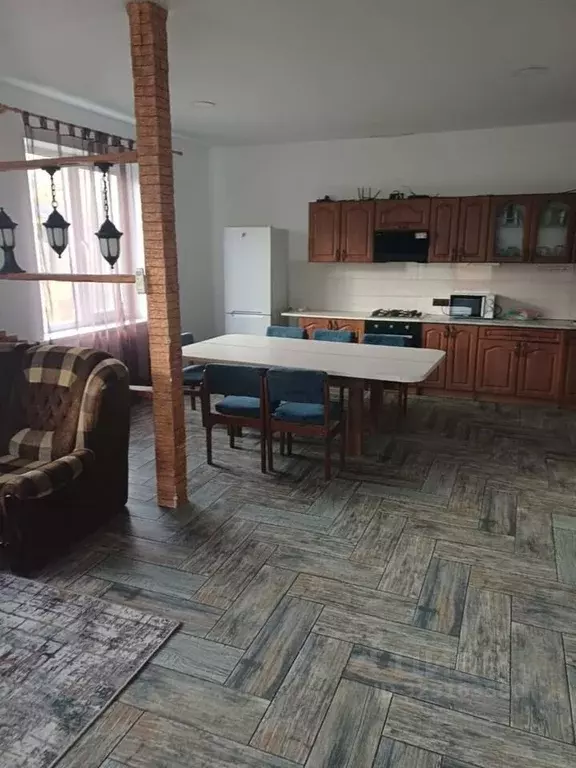 Дом в Крым, Сакский район, с. Молочное ул. Пионерская (183 м) - Фото 1