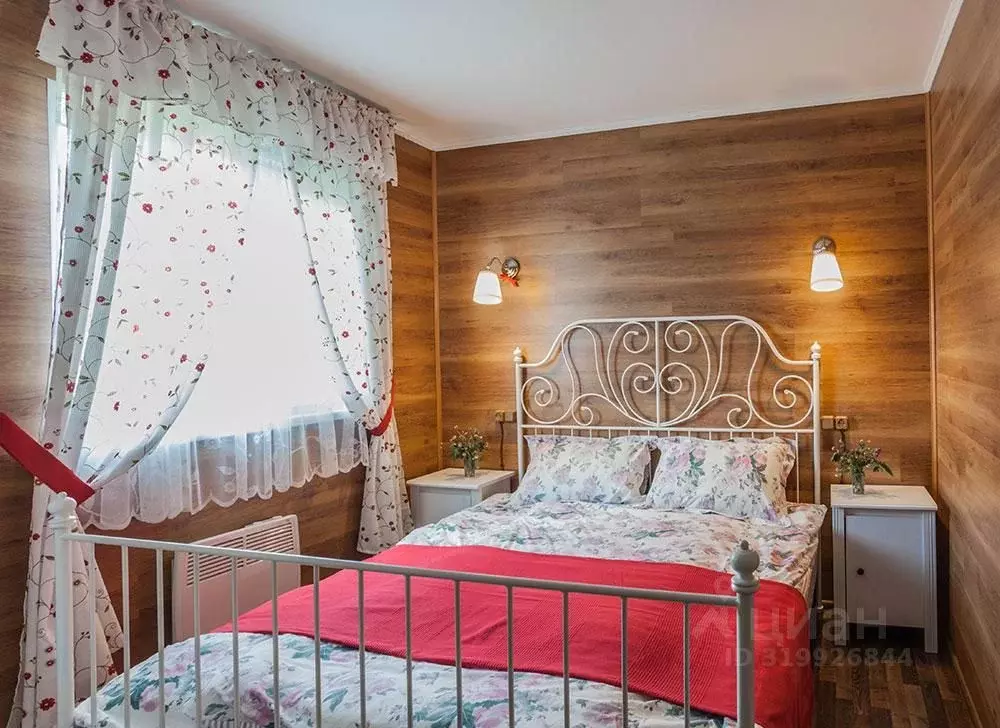 2-к кв. Псковская область, Пушкинские Горы рп ул. Льнозаводская, 20 ... - Фото 1