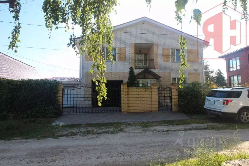 Дом в Нижегородская область, Кстово Больничная ул., 8 (222 м) - Фото 1
