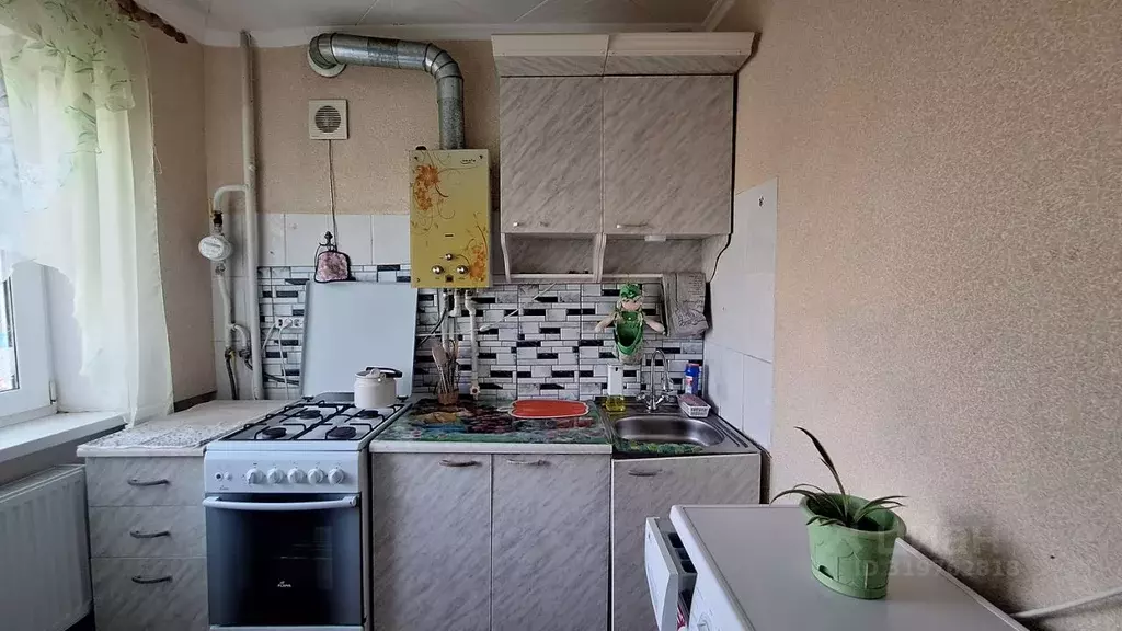 1-к кв. Краснодарский край, Тихорецк ул. Калинина, 103Б (29.4 м) - Фото 0