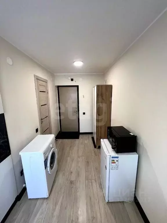 Студия Тюменская область, Тюмень ул. Мельникайте, 83 (17.6 м) - Фото 2