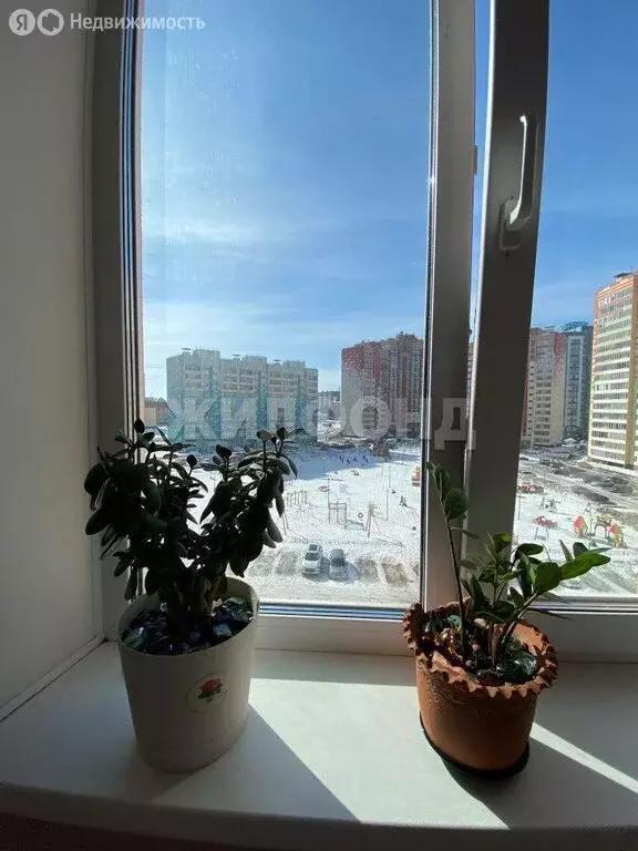 3-комнатная квартира: Томск, Береговая улица, 5 (64.2 м) - Фото 0