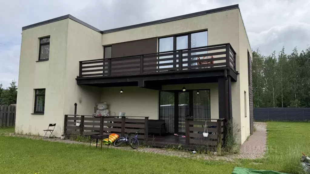 Дом в Ленинградская область, Ломоносовский район, Виллозское городское ... - Фото 1