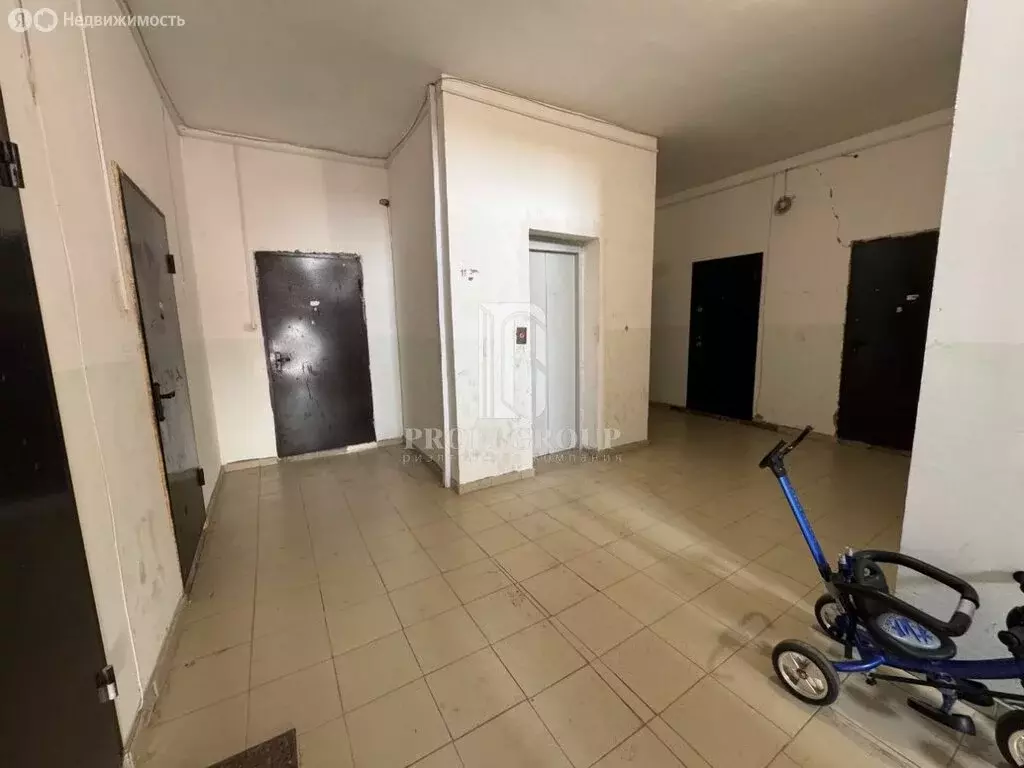 2-комнатная квартира: Махачкала, улица Эльзы Ибрагимовой, 27Б (150 м) - Фото 1