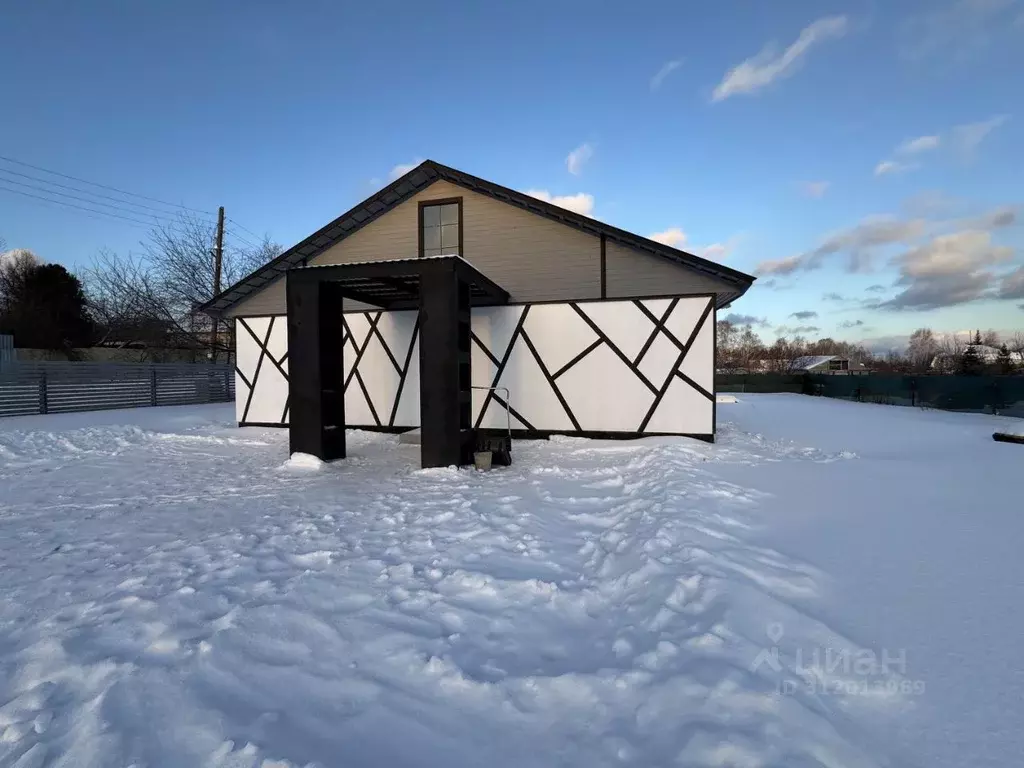 Дом в Свердловская область, Верхняя Пышма городской округ, пос. ... - Фото 1