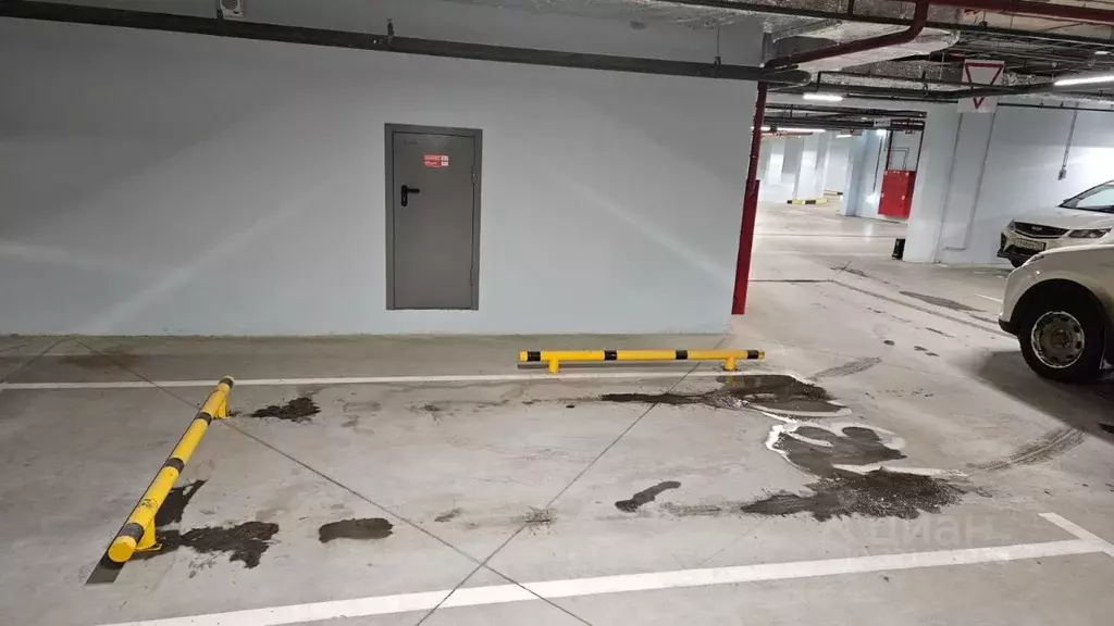 Гараж в Московская область, Ленинский городской округ, пос. Битца ... - Фото 1