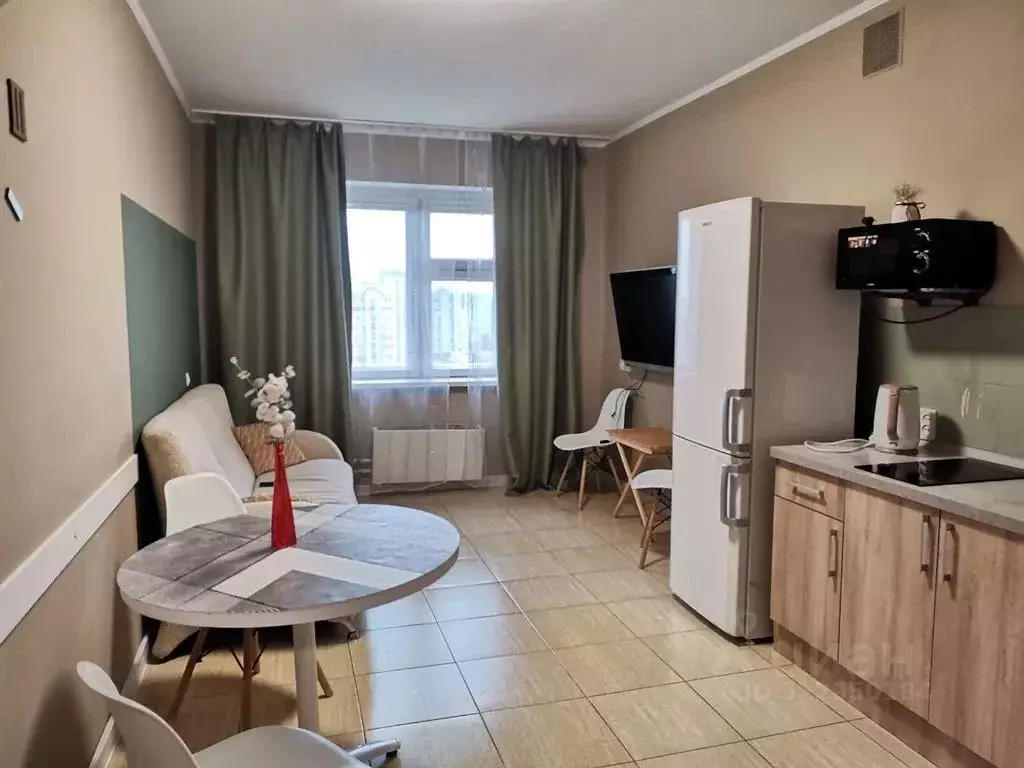 2-к кв. Татарстан, Казань ул. Адоратского, 4 (80.0 м) - Фото 1