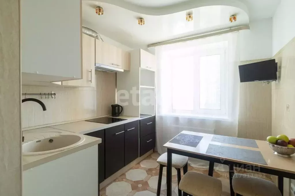 3-к кв. Санкт-Петербург просп. Кузнецова, 14к1 (72.5 м) - Фото 1