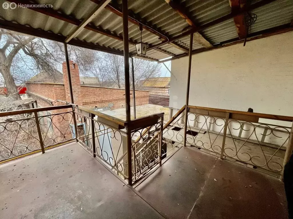 7-комнатная квартира: Астрахань, улица Гагарина, 62 (220 м) - Фото 1