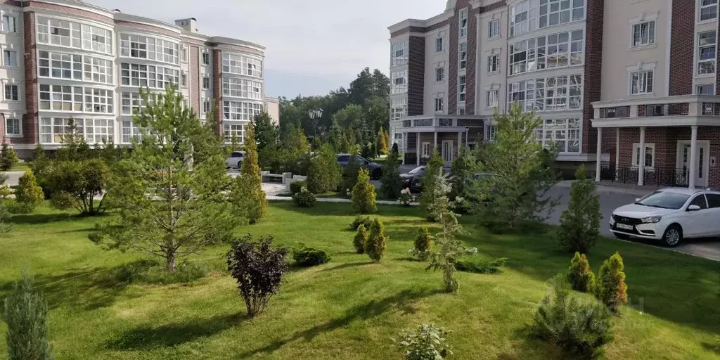 2-к кв. Самарская область, Тольятти Лесопарковое ш., 64 (69.0 м) - Фото 0