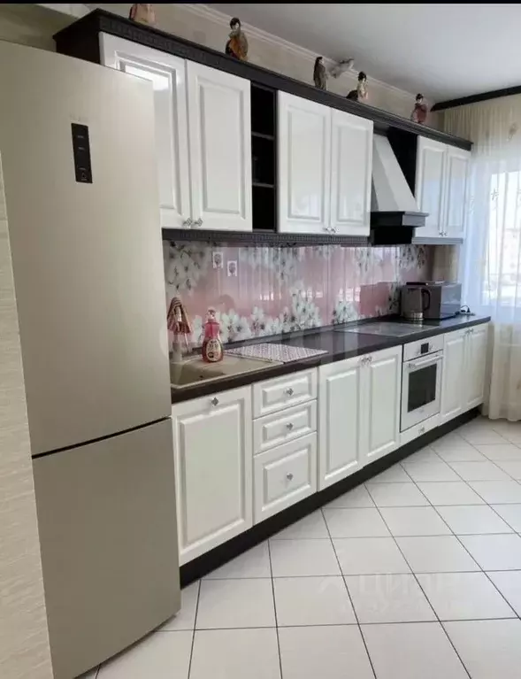 2-к кв. Ямало-Ненецкий АО, Ноябрьск Советская ул., 101 (65.0 м) - Фото 0