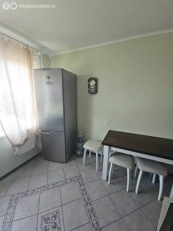 3-комнатная квартира: Гатчина, улица Генерала Кныша, 1 (72.4 м) - Фото 1