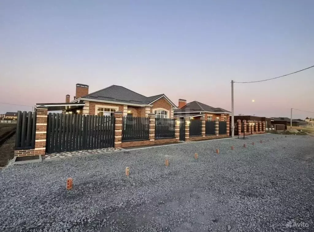 Дом в Ростовская область, Аксайский район, Ольгинское с/пос, Махин ... - Фото 2