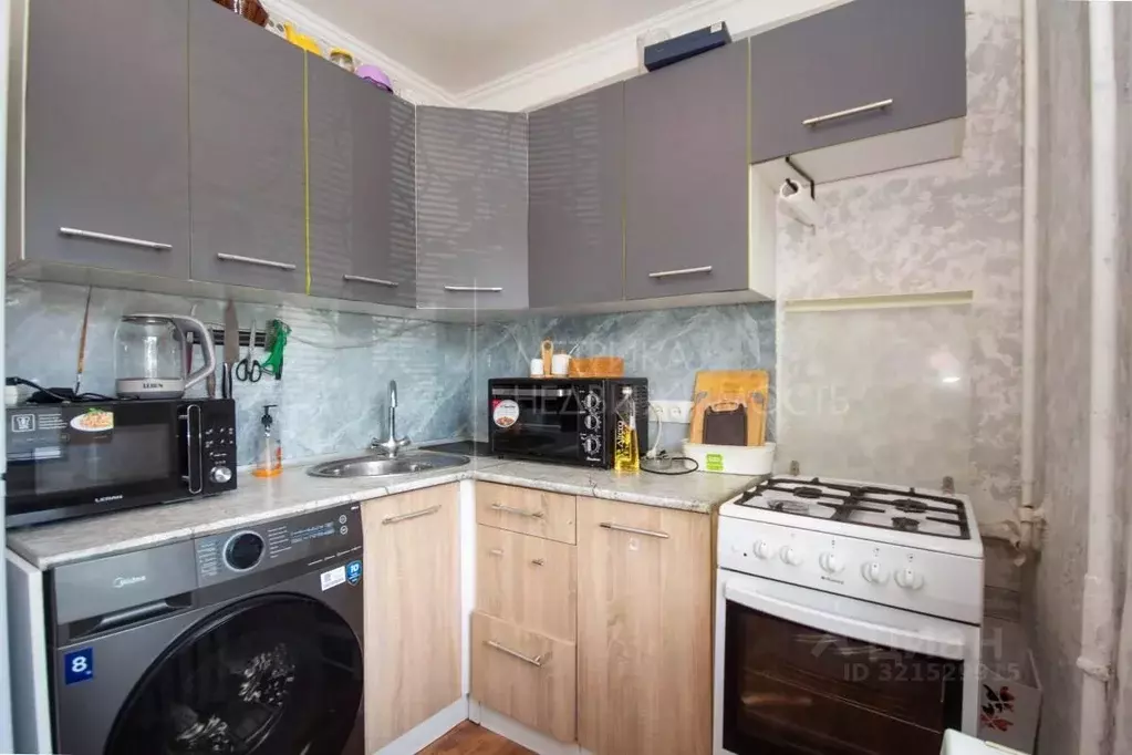 2-к кв. Тюменская область, Тюмень Мыс мкр, ул. Мусоргского, 38 (41.9 ... - Фото 0