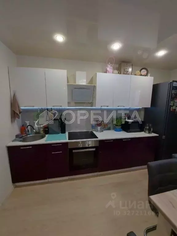 1-к кв. Тюменская область, Тюмень Кремлевская ул., 102А (48.4 м) - Фото 1