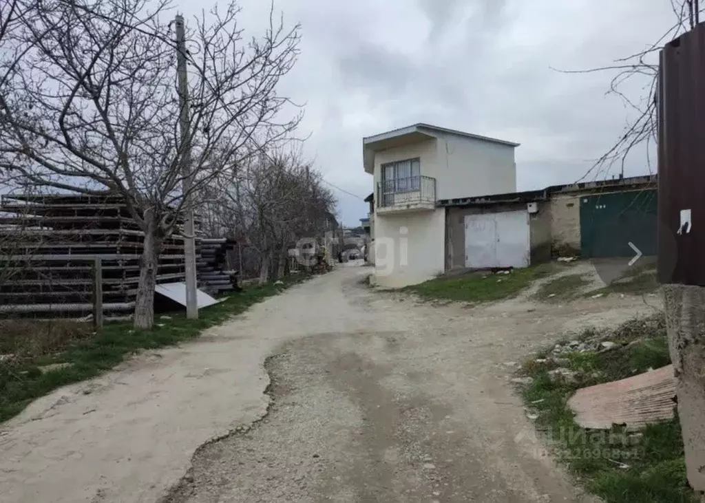 Гараж в Краснодарский край, Анапа ул. Ивана Голубца, 108 (50 м) - Фото 1