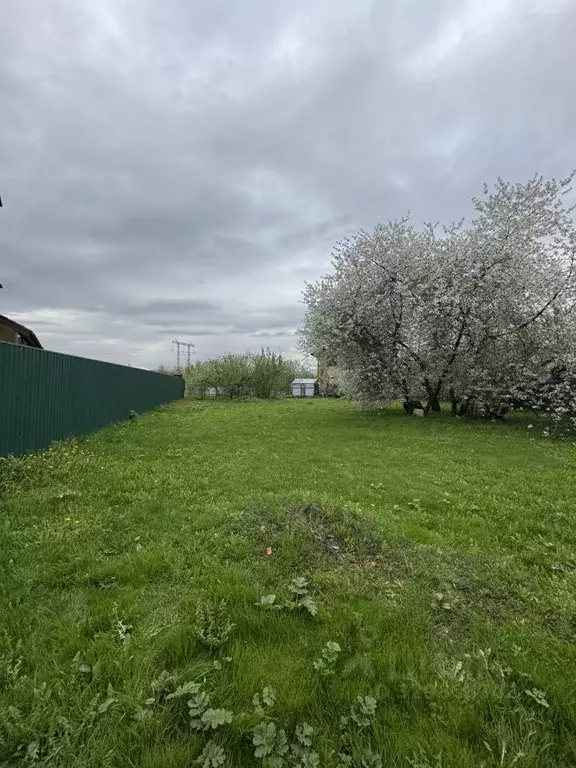 Участок в Московская область, Красногорск городской округ, пос. ... - Фото 0