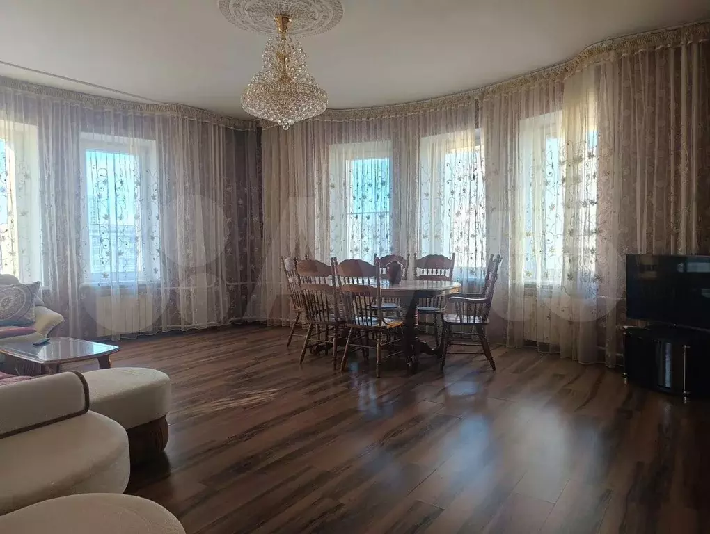 2-к. квартира, 100 м, 5/14 эт. - Фото 1