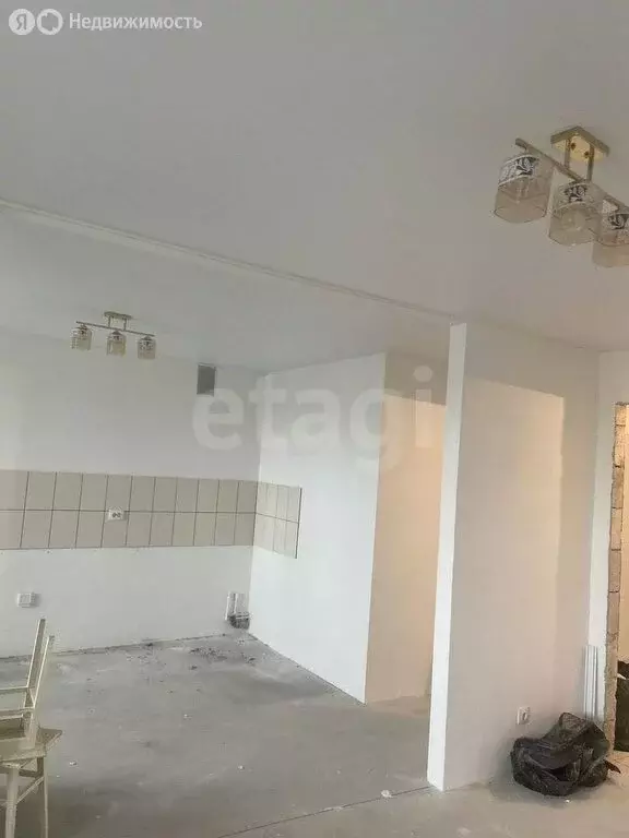2-комнатная квартира: Барнаул, улица Смирнова, 77 (56 м) - Фото 1