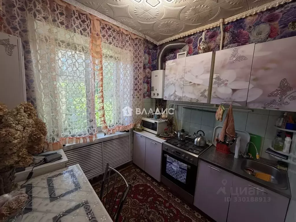 2-к кв. Владимирская область, Гусь-Хрустальный Демократическая ул., 17 ... - Фото 1