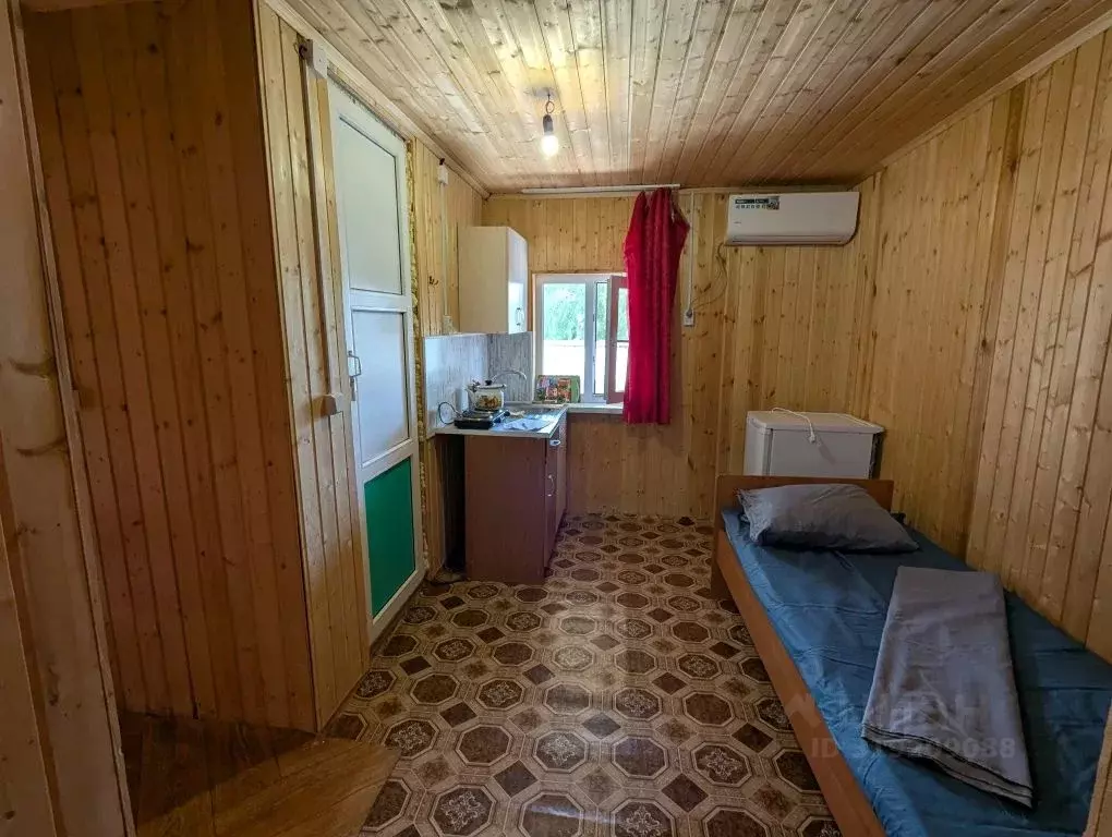 Комната Оренбургская область, Соль-Илецк Овражная ул., 3 - Фото 0