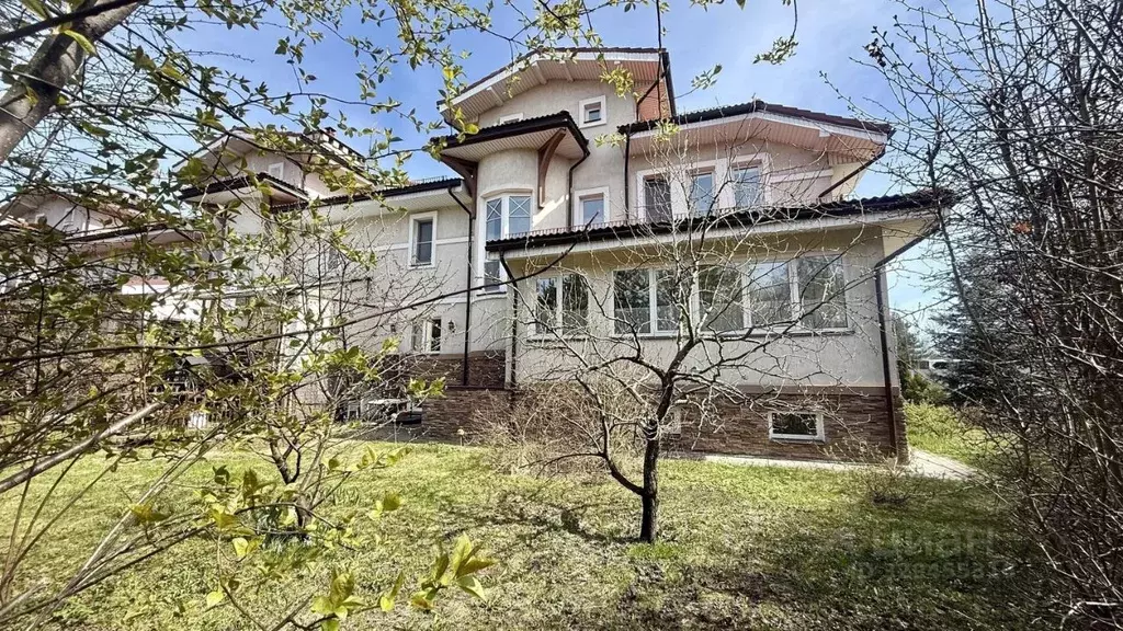 Таунхаус в Московская область, Химки Старвиль кп, ул. Радужная (396 м) - Фото 1