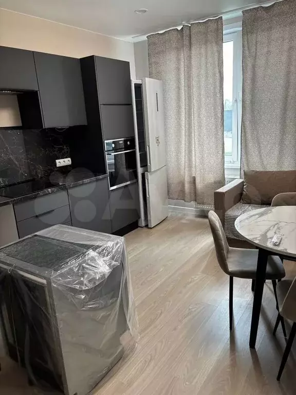 1-к. квартира, 41 м, 1/4 эт. - Фото 0