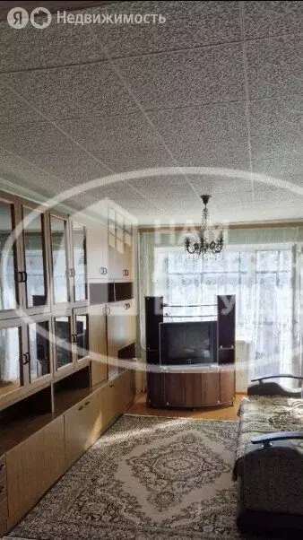 2-комнатная квартира: Чернушка, Коммунистическая улица, 23 (45 м) - Фото 1