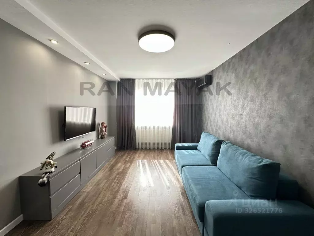 2-к кв. Адыгея, Майкоп Депутатская ул., 10 (63.7 м) - Фото 1