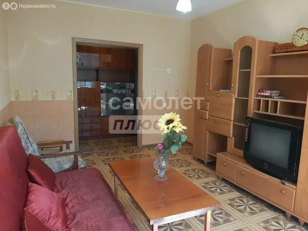 3-комнатная квартира: Тихорецк, Октябрьская улица, 110 (65.7 м) - Фото 2