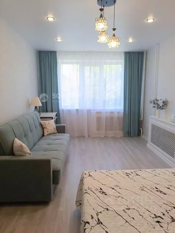 1-к кв. Чувашия, Чебоксары Юго-Западный бул., 9 (35.0 м) - Фото 1