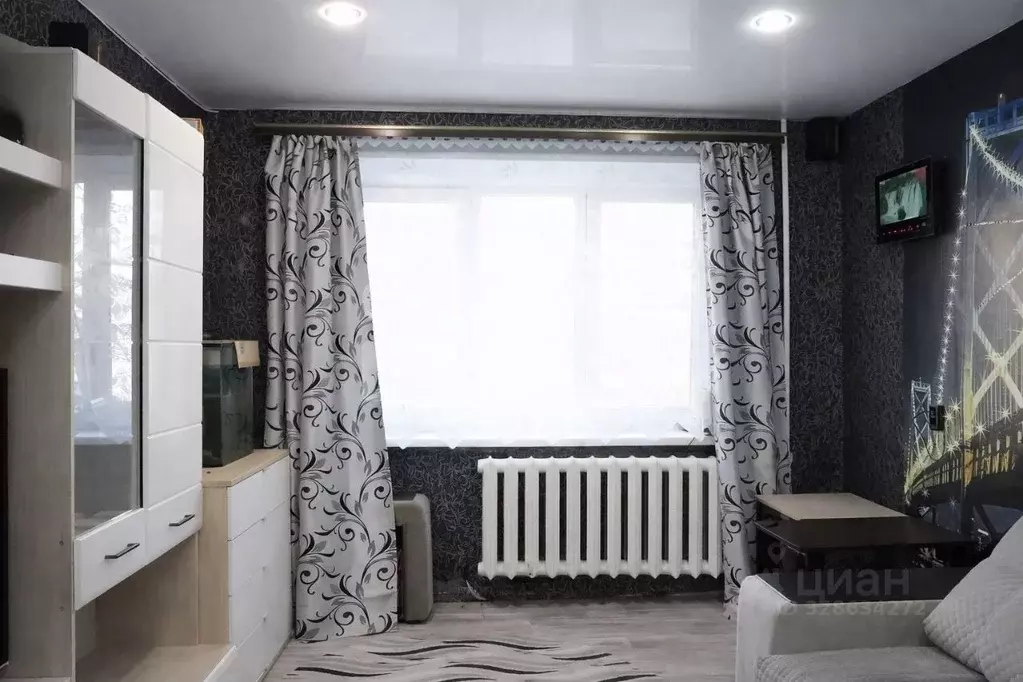 2-к кв. Челябинская область, Верхний Уфалей Каслинская ул., 4А (45.0 ... - Фото 1