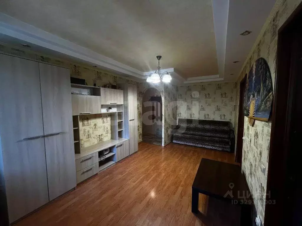 3-к кв. Ленинградская область, Кириши просп. Ленина, 17Б (49.2 м) - Фото 1